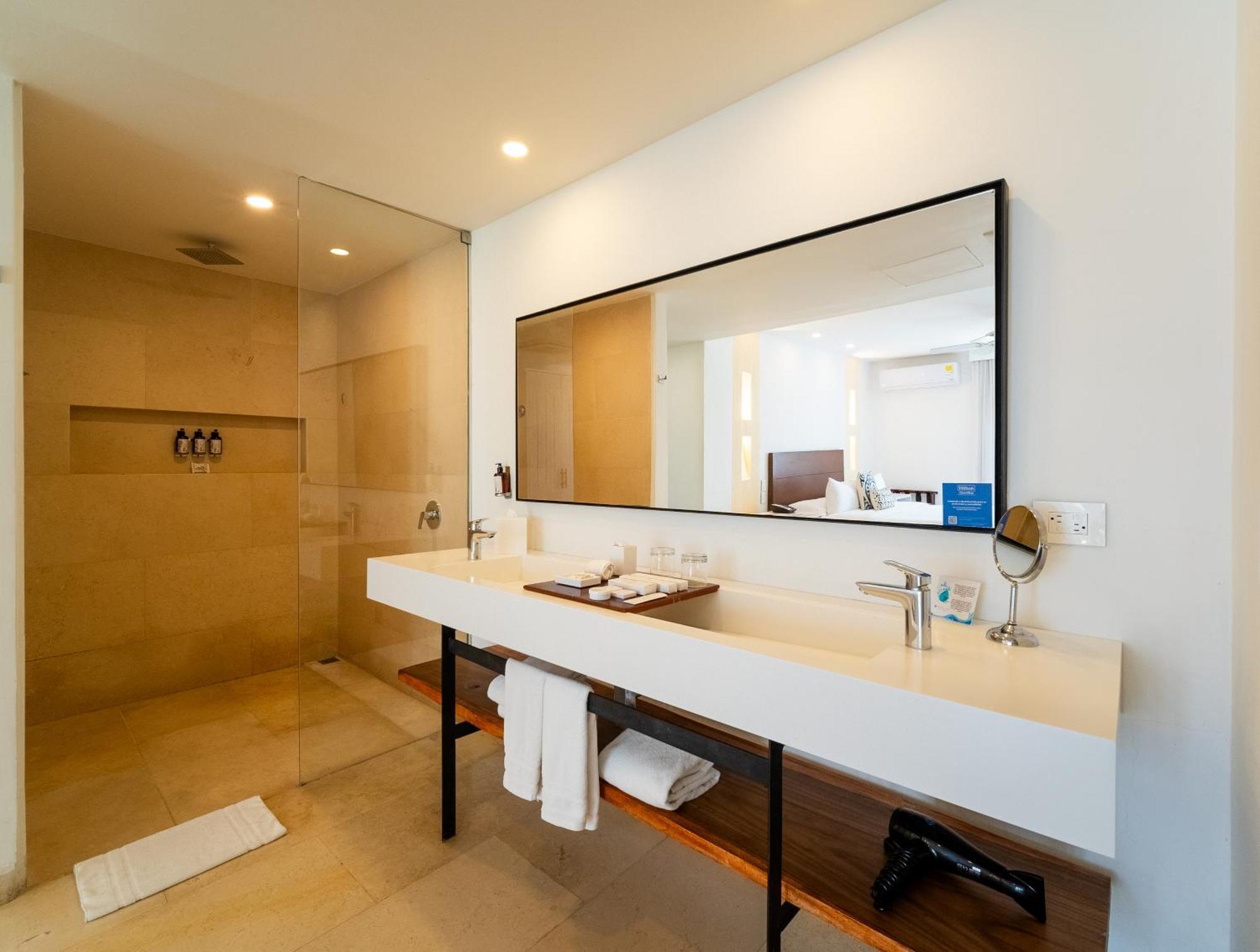 Nacar Hotel Cartagena, Curio Collection By Hilton Eksteriør billede